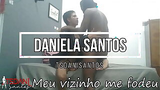 Venham ver esse delicioso video no RED a   Daniela Santos mais uma vez é leva o pau grande do seu vizinho picudo.